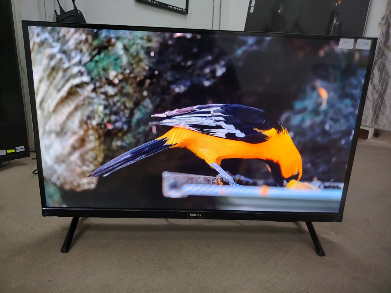 Philips 32" Android Smart LED TV - Refurbished | Full HD, WiFi, YouTube & Netflix